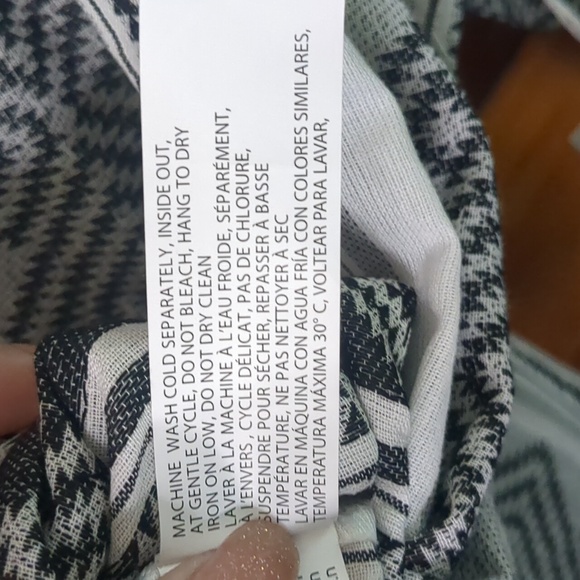 DEX* plus size 1x jacquard v neck top 3/4 sleeve slit sides - Picture 10 of 15